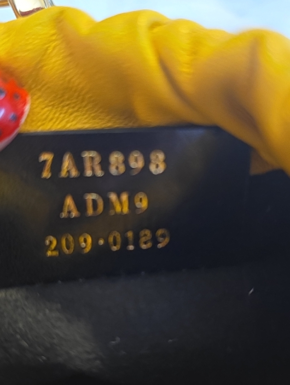 Fendi‎ Yellow Drawstring Mini Pouch - Picture 17 of 17